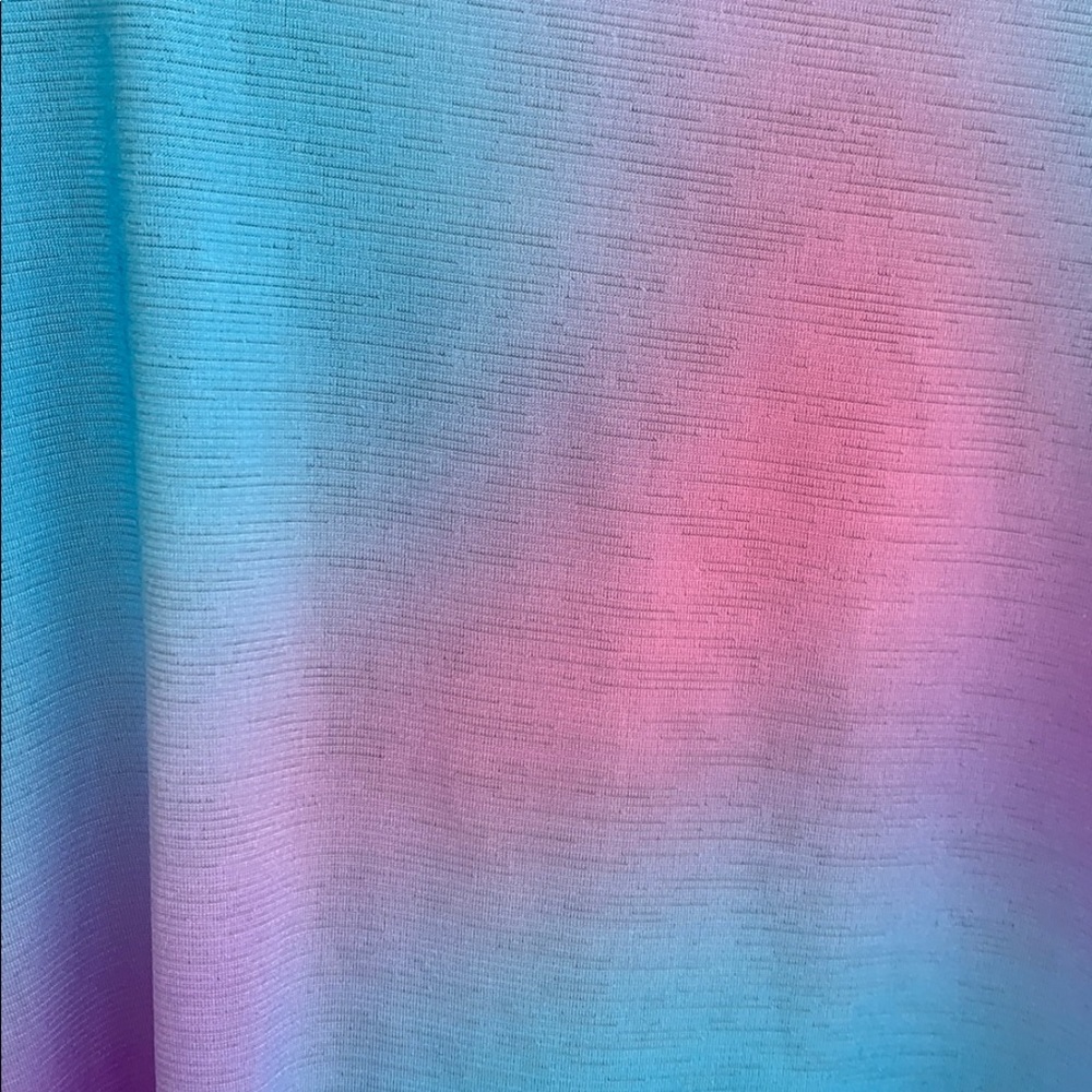 โDONATEDโ Lilac Tie Dye Flutter Sleeve Tunic Top - Picture 7 of 9